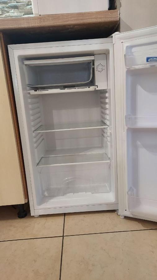 Kara Apartman 오도르헤이우세쿠이에스크 외부 사진